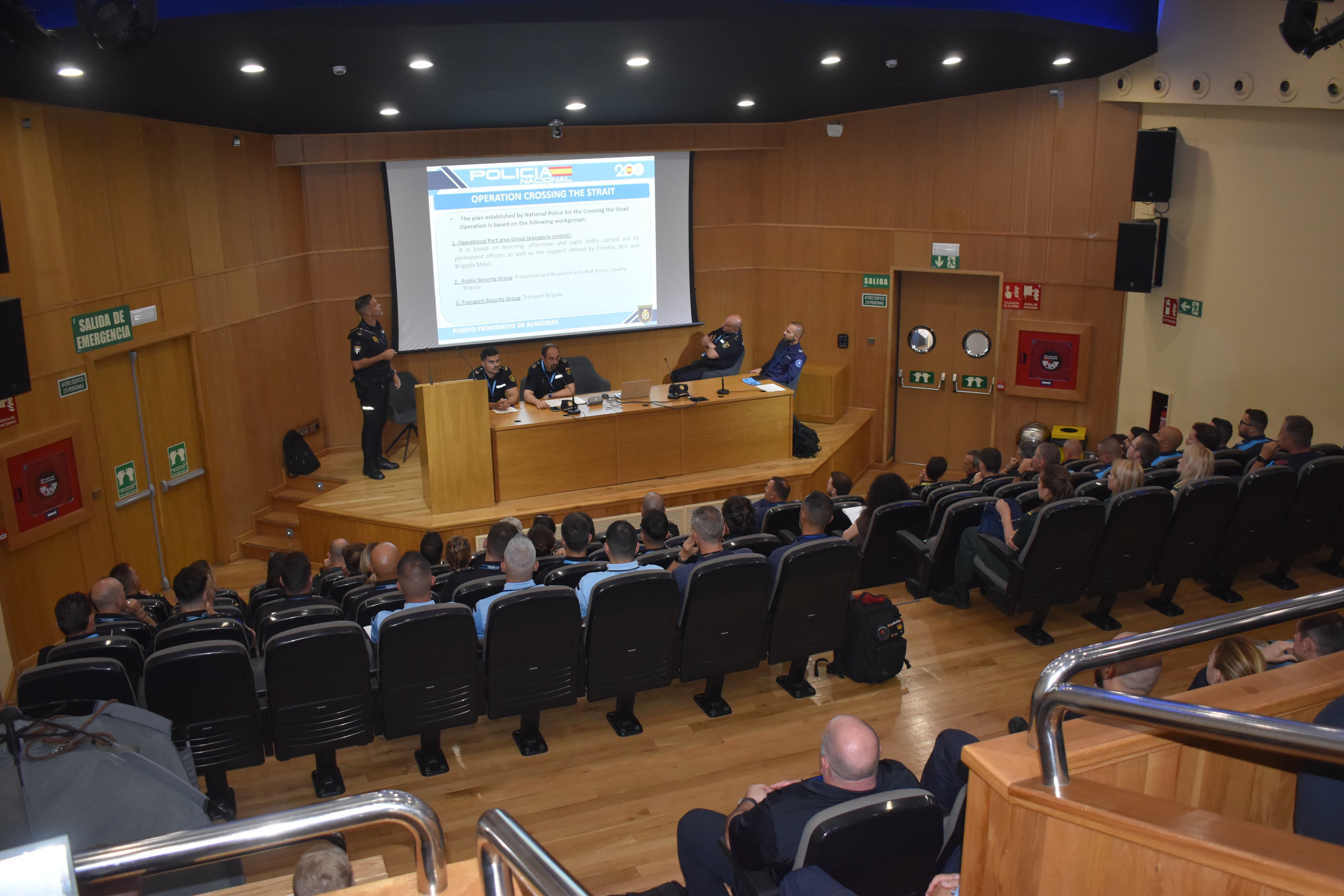 La Policía Nacional coordina y dirige junto a FRONTEX la Operación MINERVA’25 en los puertos de Algeciras, Ceuta y Tarifa